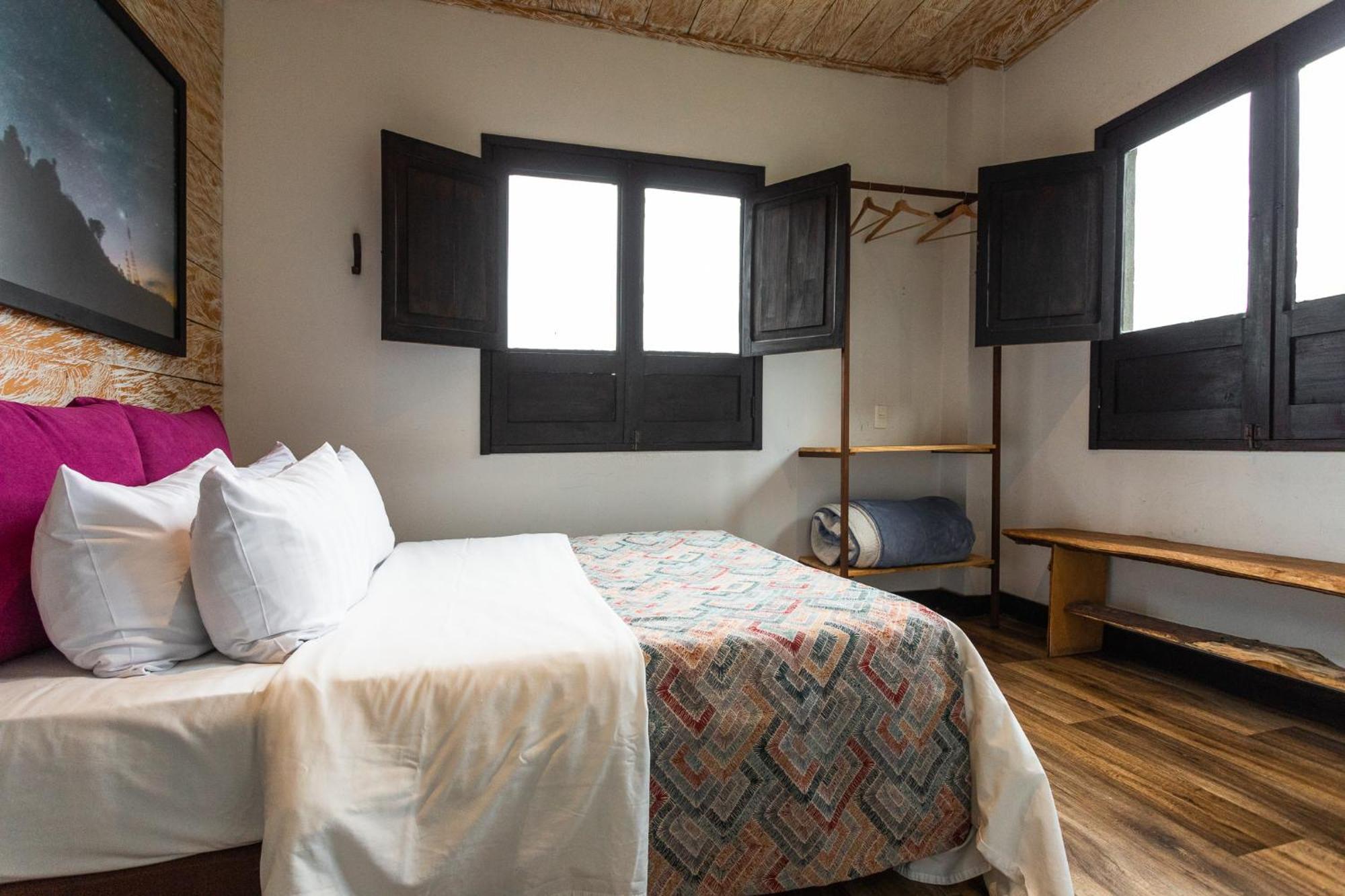 Hotel Termales Del Ruiz Gallinazo  Bagian luar foto