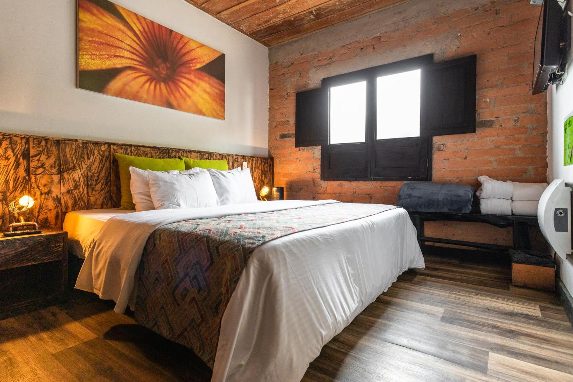 Hotel Termales Del Ruiz Gallinazo  Bagian luar foto