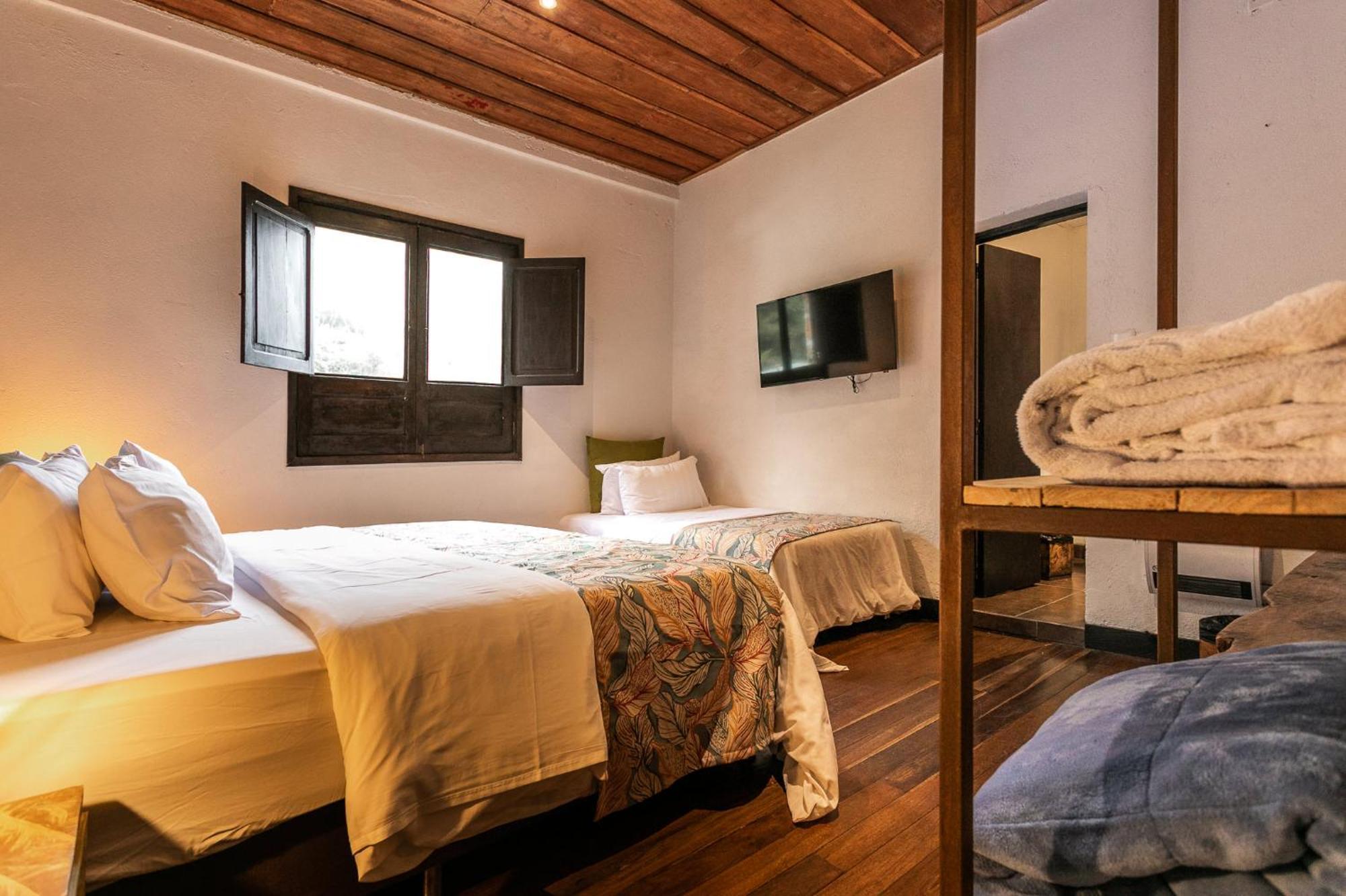 Hotel Termales Del Ruiz Gallinazo  Ruang foto